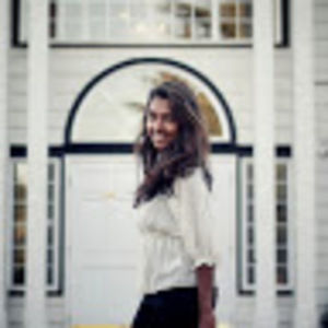 Meet your Posher, Leah